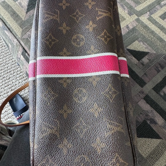 LOUIS VUITTON MONOGRAM NEVERFULL PM TOTE HANDBAG - HAS Painted INITIALS H.M - Picture 7 of 15